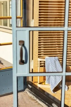 Artek Aalto Umbrella Stand 115 10 Artek Aalto Umbrella Stand 115 -Artek 0723P FDS kesa 2023 0491