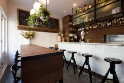 Artek Rocket Bar Stool, White 9 Artek Rocket Bar Stool, White -Artek 1838095 C The Toucan The Lion Frederica Carlet 6 master 2