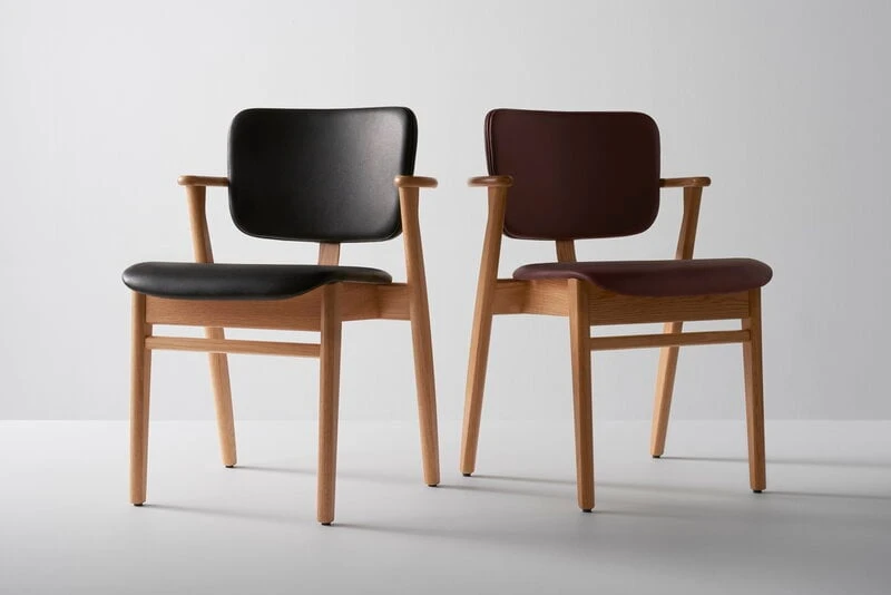 Artek Domus Chair, Lacquered Oak - Black Leather 5 Artek Domus Chair, Lacquered Oak - Black Leather - Image 5