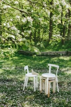 Artek Aalto Chair 65, All White 5 Artek Aalto Chair 65, All White -Artek 1953916 Chair 65 lacquared white Chair 68 lacquared white Stool 60 vintage master