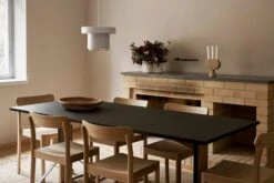Artek Kaari Table REB 001, Black Lino - Black Oak 9 Artek Kaari Table REB 001, Black Lino - Black Oak -Artek 3100381 ArtekHelsinki Christmas 2019 1 master
