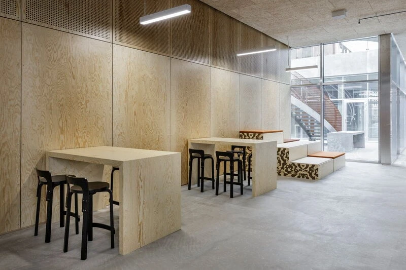 Artek Aalto High Chair K65, Black 6 Artek Aalto High Chair K65, Black - Image 6