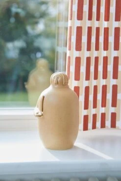 Artek Pauper Coin Collector 6 Artek Pauper Coin Collector -Artek 4429067 Pauper Coin Collector Siena Fabric BrickSandShadow photo Nicole Bachmann master