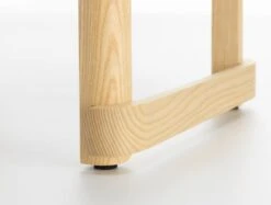 Artek Atelier Bar Stool, 65 Cm, Lacquered Ash 9 Artek Atelier Bar Stool, 65 Cm, Lacquered Ash -Artek 4645736 Atelier Bar Stool detail cross bar ash natural master