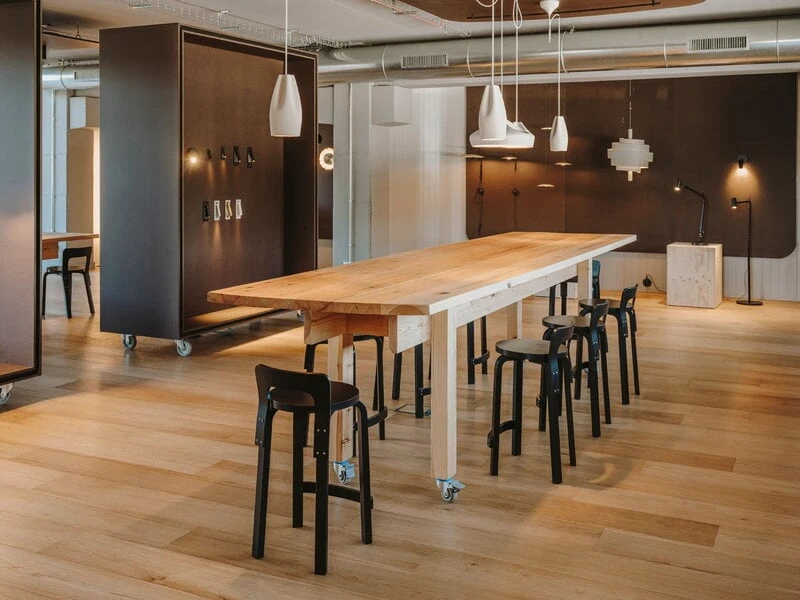 Artek Aalto High Chair K65, Black 4 Artek Aalto High Chair K65, Black - Image 4