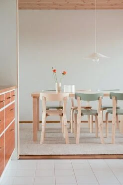 Artek Riihitie Plant Pot B, Small, White Gloss 11 Artek Riihitie Plant Pot B, Small, White Gloss -Artek Artek Tuoli 69 Kori Poyta 83 table Riihitie 4 3