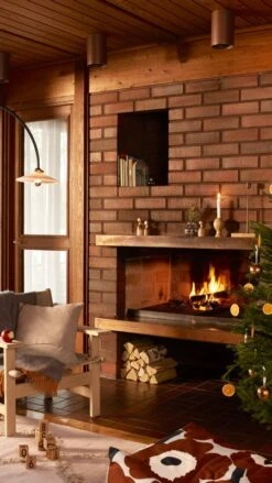 Artek Lucius Candleholder 9 Artek Lucius Candleholder -Artek FDS Joulu2354 1080x1920 final