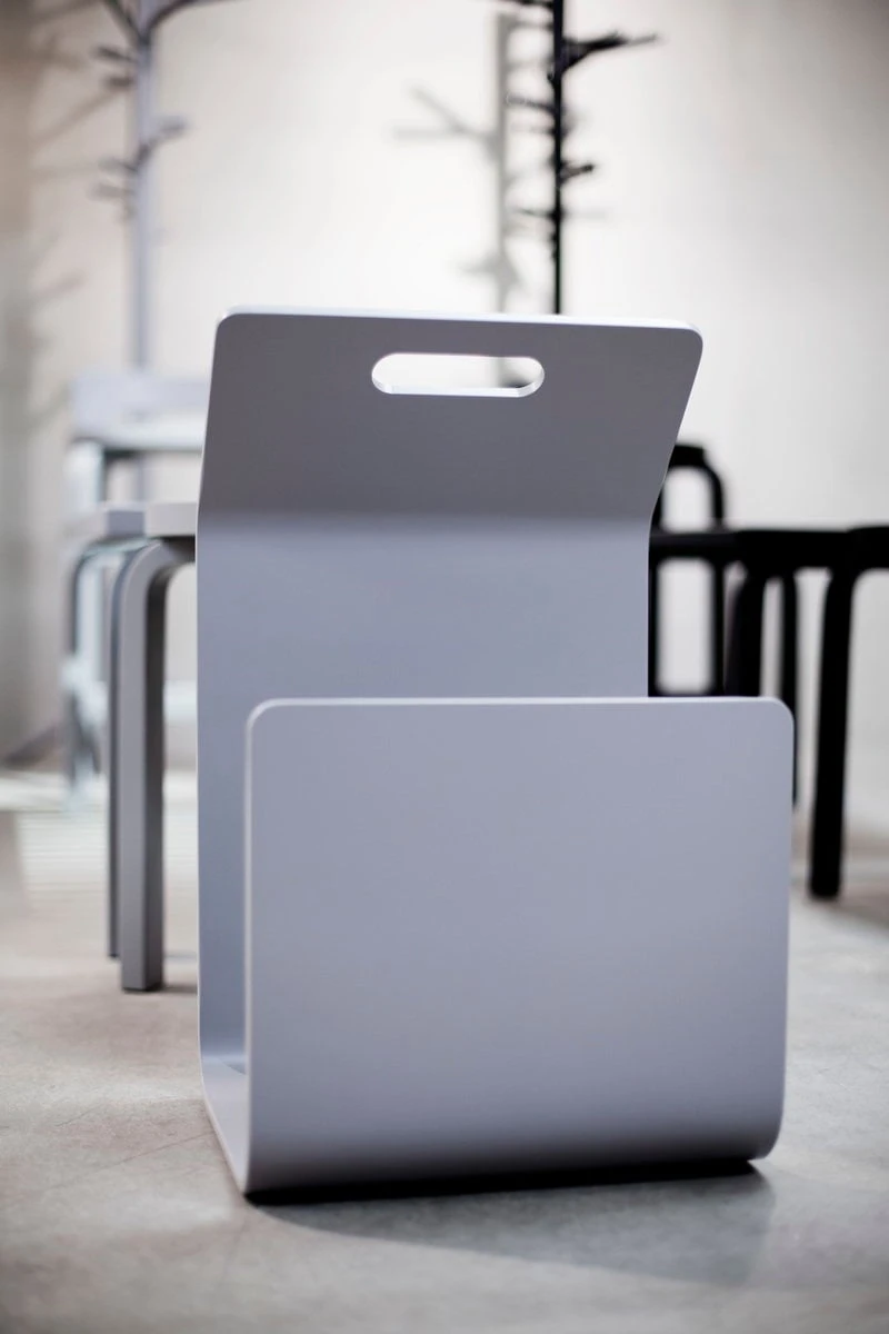 Artek 160 Clothes Tree, Black 3 Artek 160 Clothes Tree, Black - Image 3