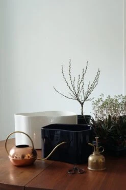 Artek Riihitie Plant Pot B, Medium, Blue Gloss -Artek Riihitie Plant Pot Photo Susanna Vento 3