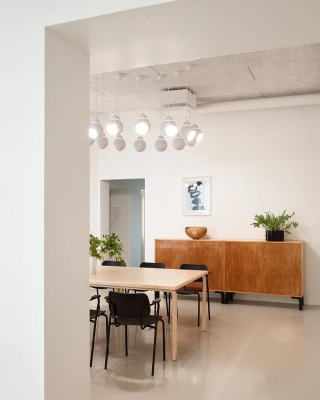 Artek Aalto Table 81B, Birch 6 Artek Aalto Table 81B, Birch - Image 6